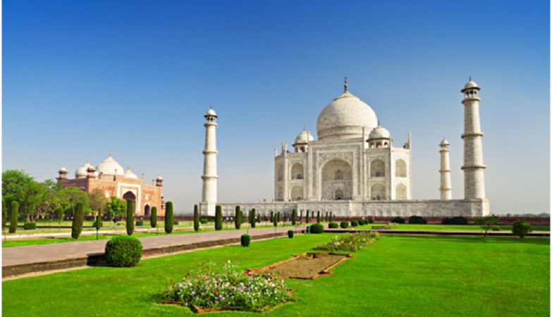 The Best Car Rental Services in Agra